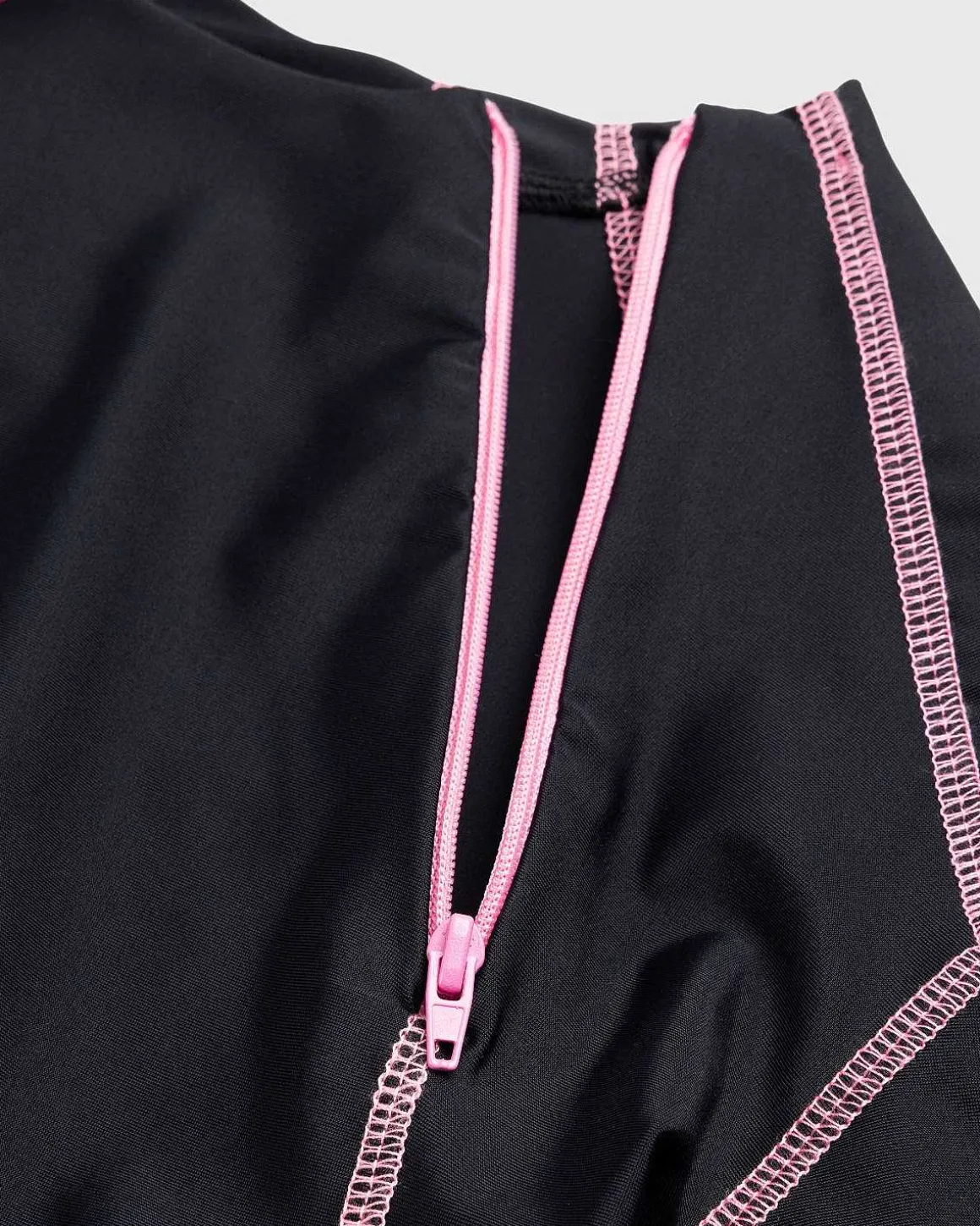 Ande Genbrugstroje Sort