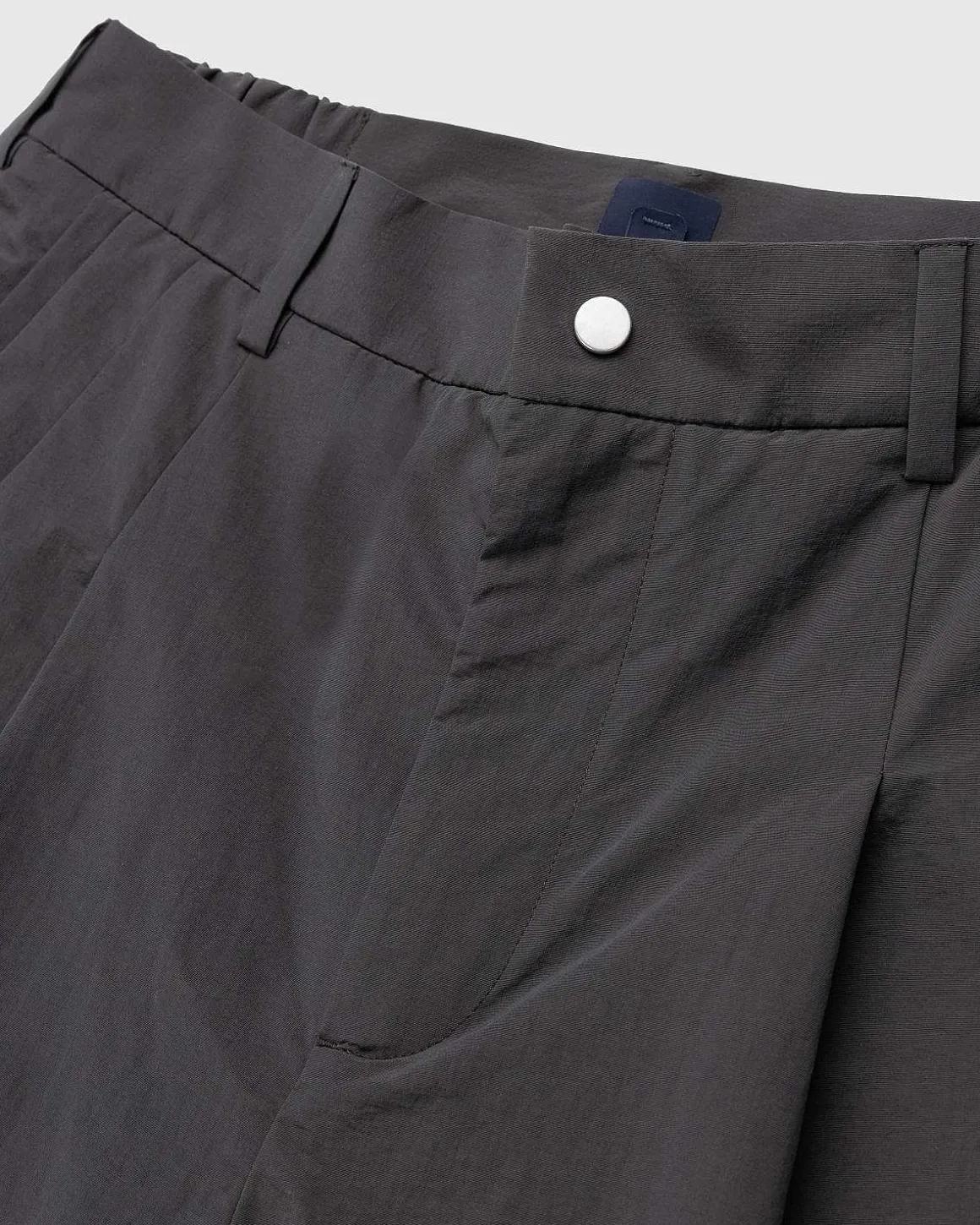 Aperture Trackpant Sort/Morkegron