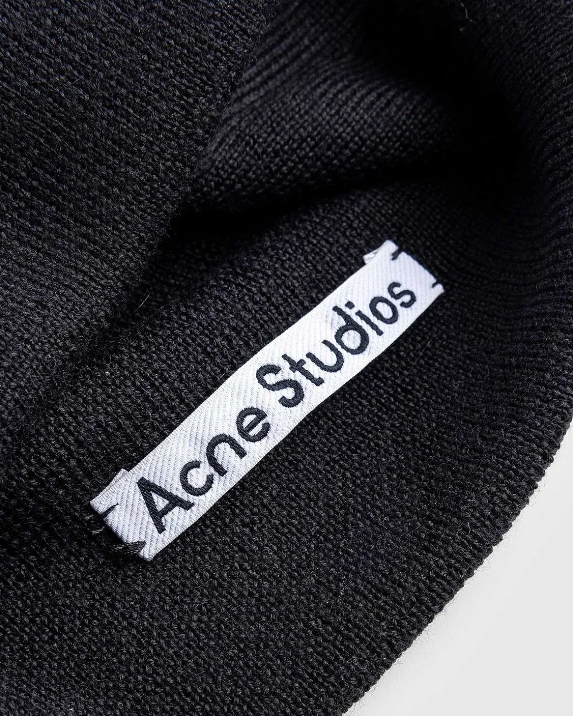 Broderet Logo Beanie Sort