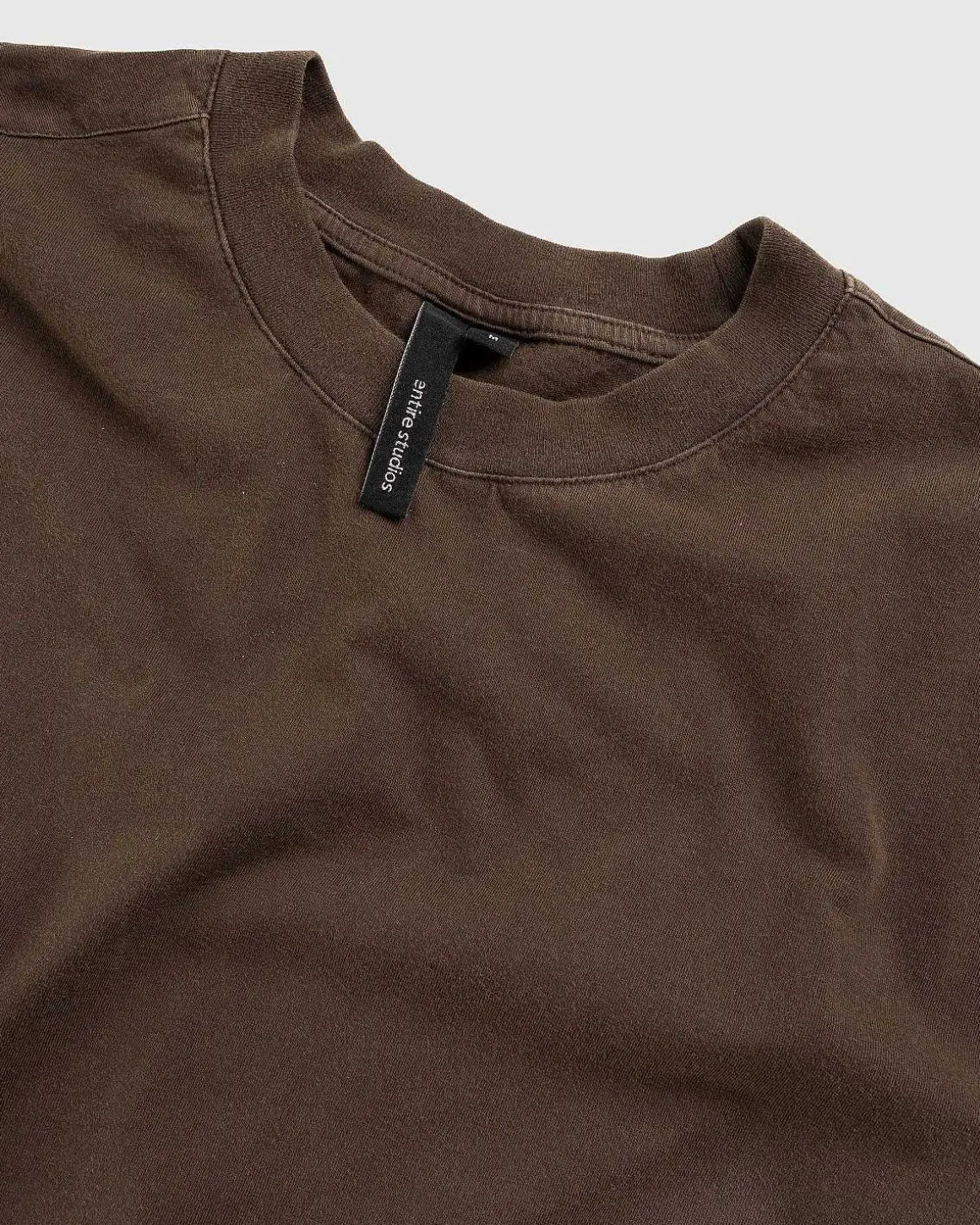Dart Tee Brunette