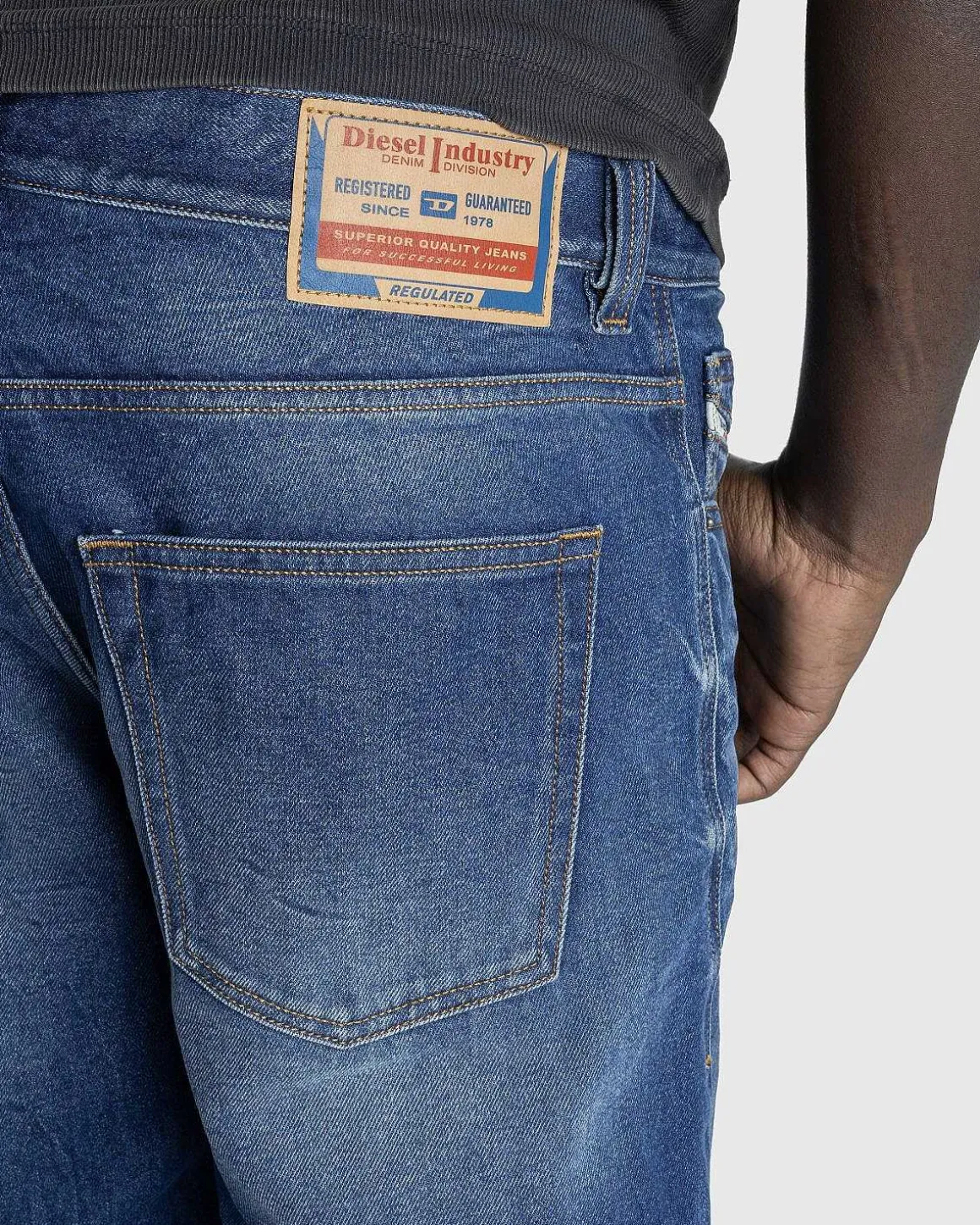 2010-D-Macs Straight Jeans Denim
