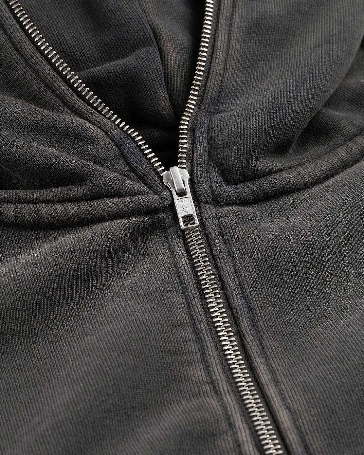 Eternal Zip Washed Black
