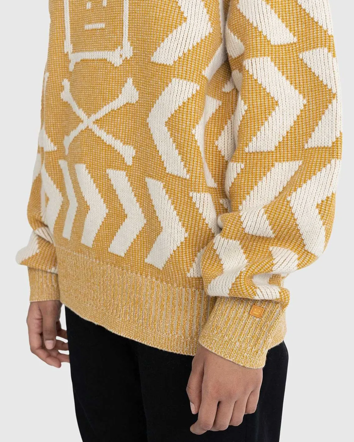 Face Crossbones And Arrow Crewneck Sweater Gul