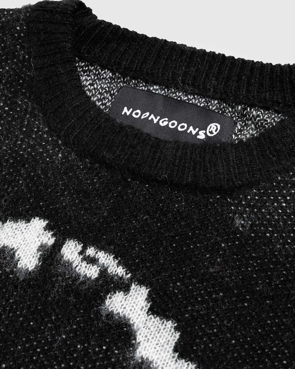 Gatekeeper Sweater Sort