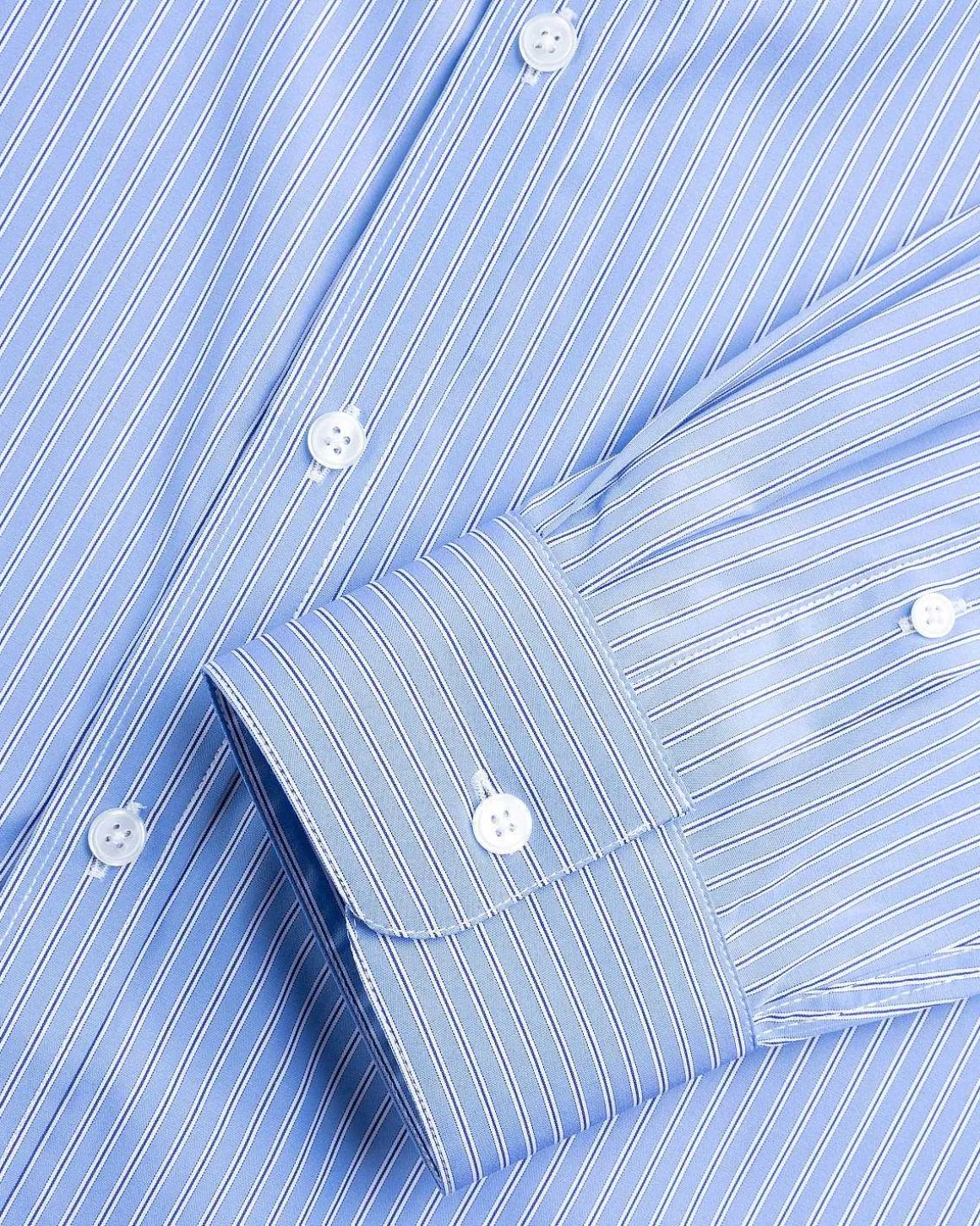 Klassisk Button-Down Skjorte Bla Og Hvid Stribe