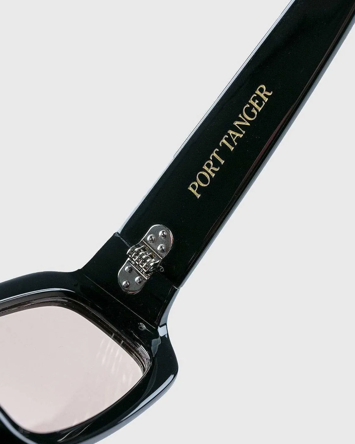 Mektoub Black Amber Linse
