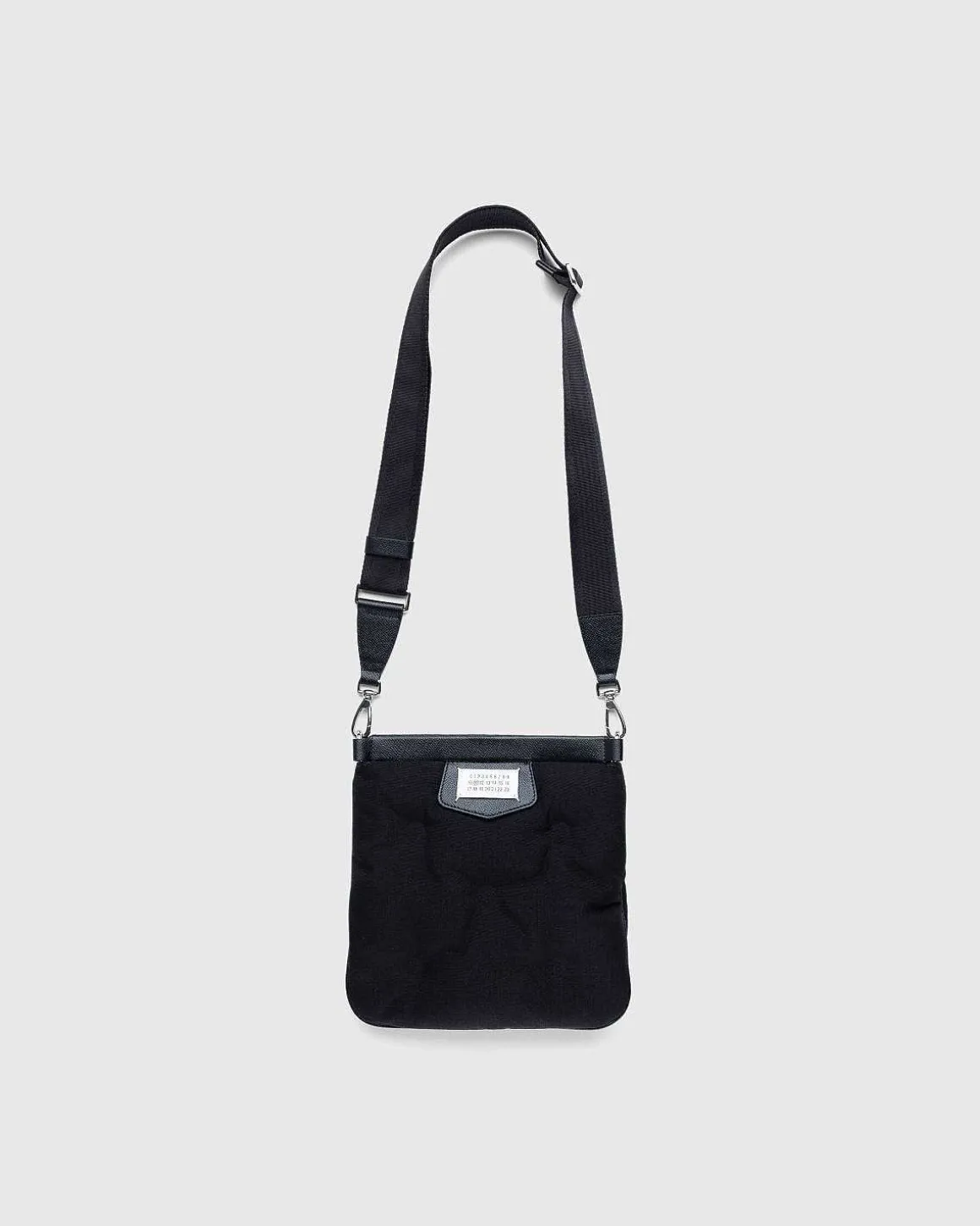 Nylon Crossbody Taske Sort