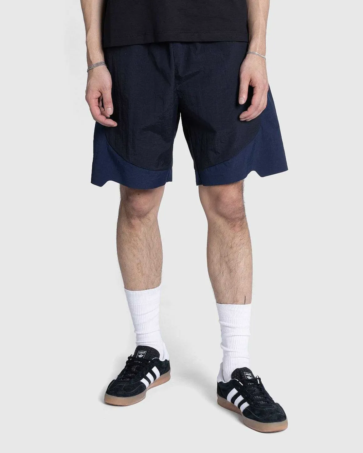 Nylon Short Sort/Morkebla