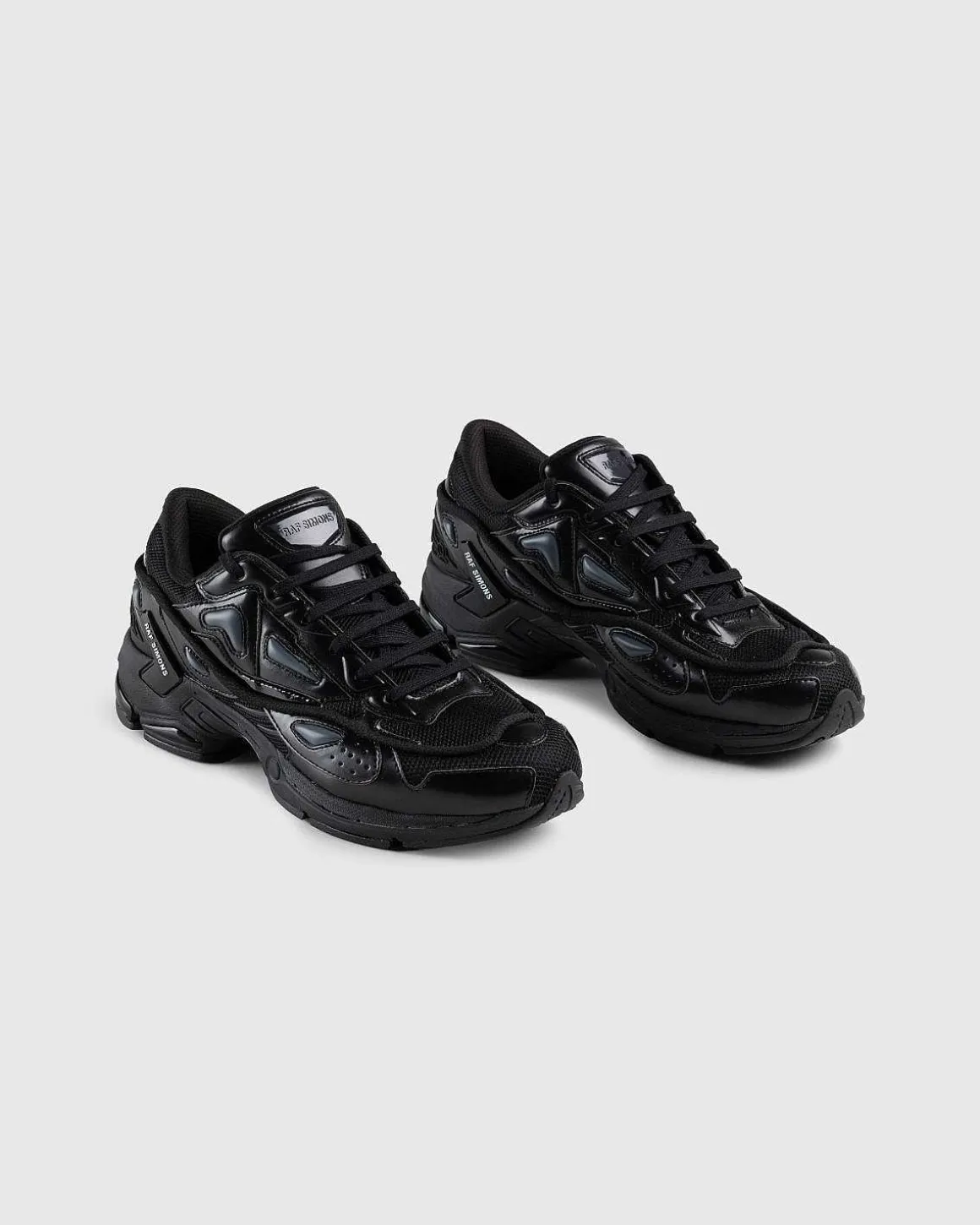 Pharaxus Sneaker Sort