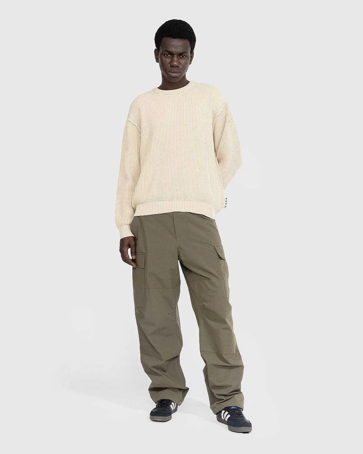 Pigmentfarvet Sweater Aeggeskal