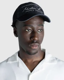 Signature Cap Washed Black