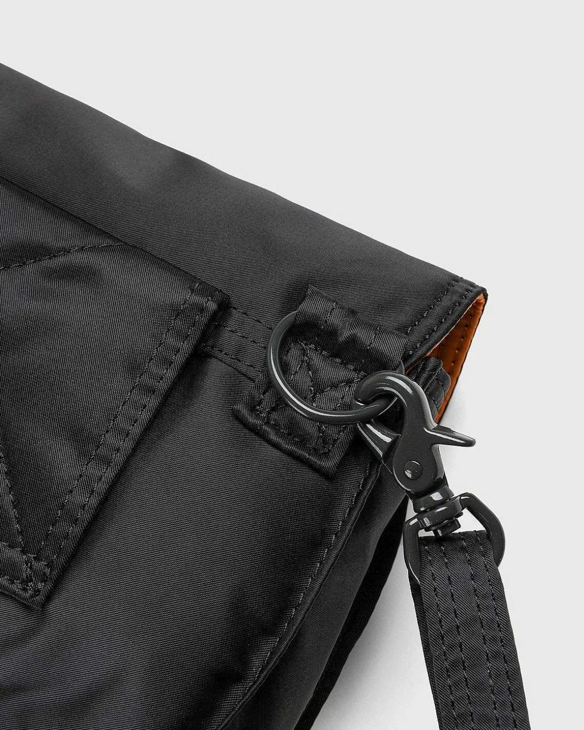 Tanker Clip Skuldertaske Sort