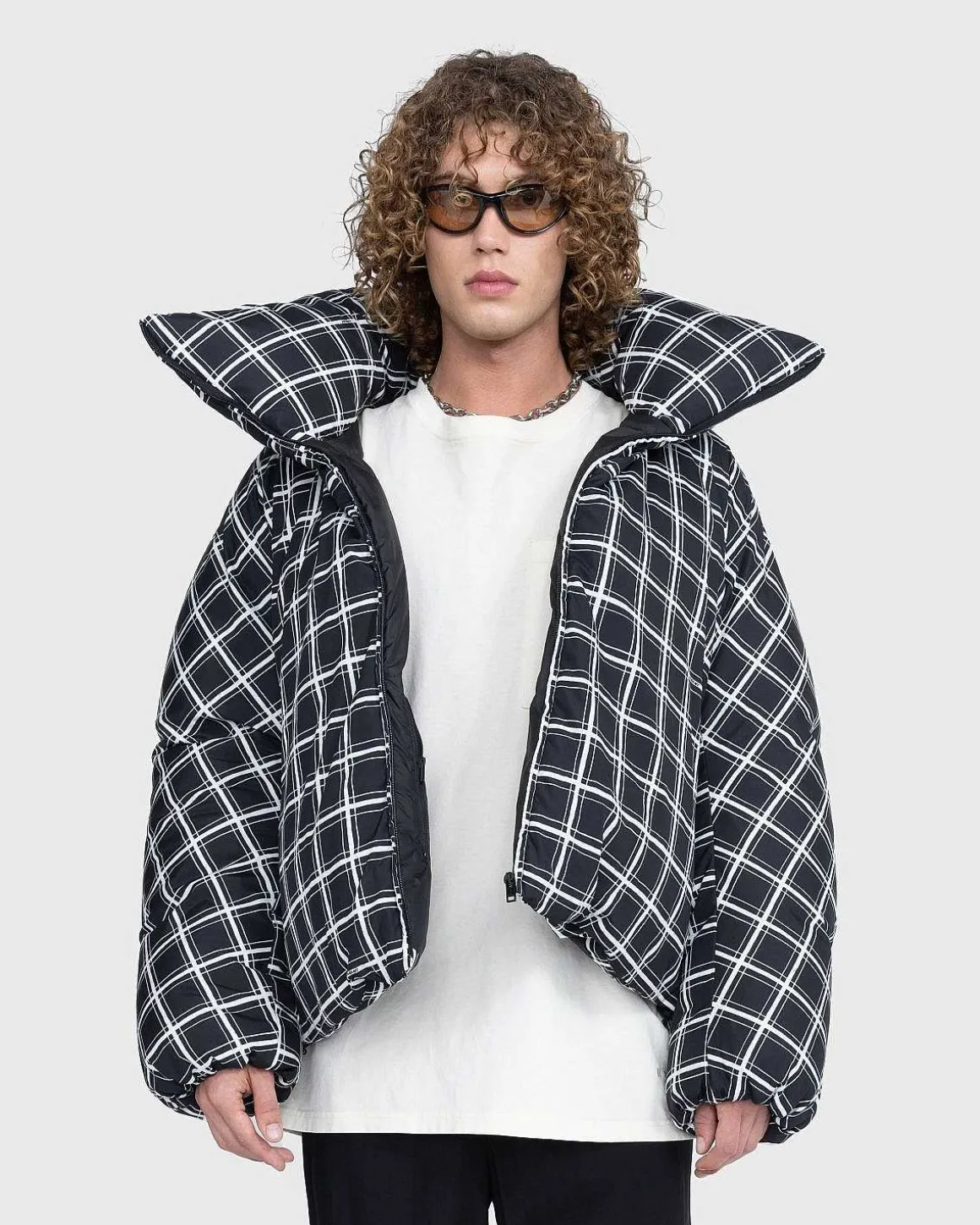 Ternet Oversized Dunjakke Sort