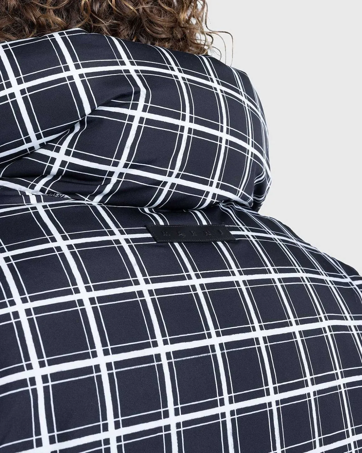 Ternet Oversized Dunjakke Sort