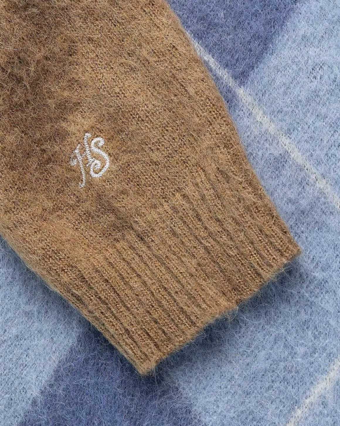 Tjek Alpaca Sweater Multi Blue