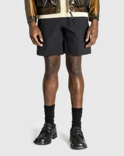 Voronoi Short Black
