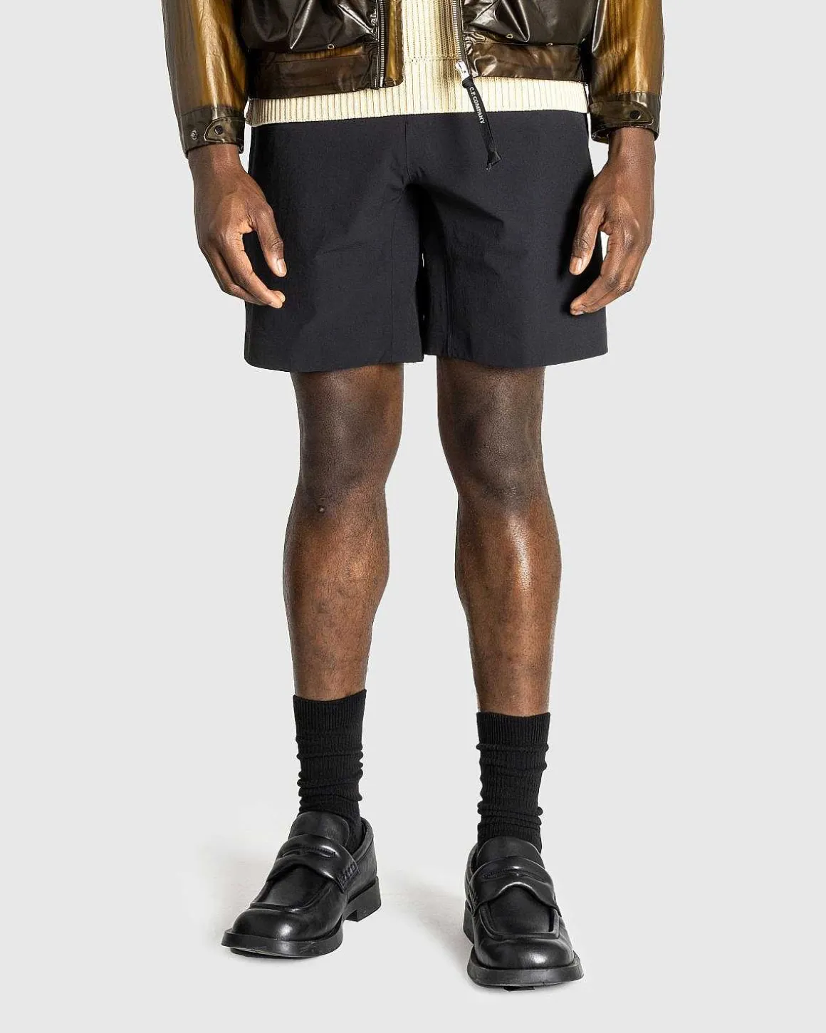 Voronoi Short Black
